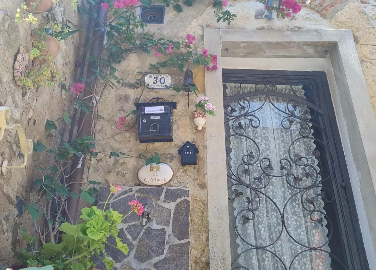 Casina Del Castello location